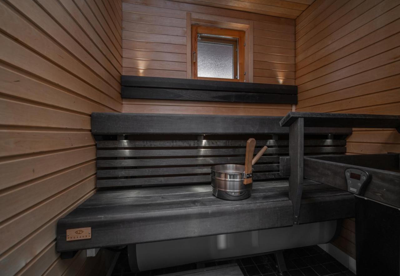 Ski-inn Aurinkorinne * Рука